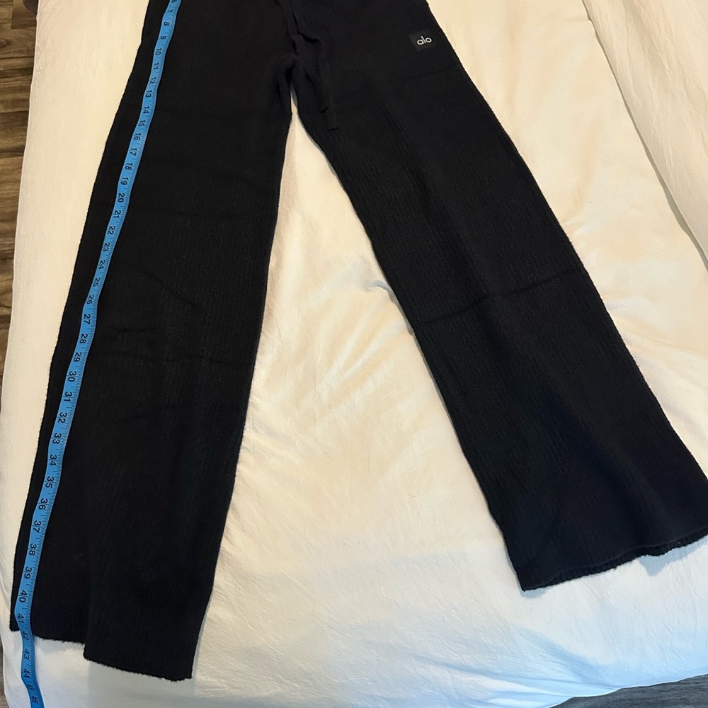 NWT ALO Snuggle Up Sweater High-Waist Wide Leg Pant XS - Picture 3 of 8